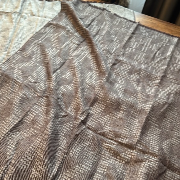 Michael Kors oversized scarf | MK logo repeated | luxuriously soft - damage - Picture 3 of 5